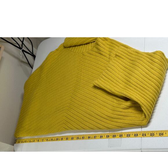 Moth Anthropologie Sweater Womens Small Gold Knit Tisbury Turtleneck Oversized - Picture 10 of 12